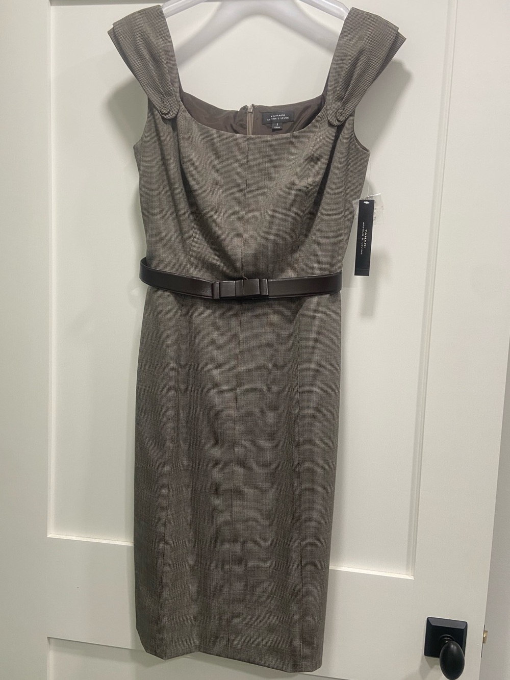 Tahari Sleeveless Sheath Dress
